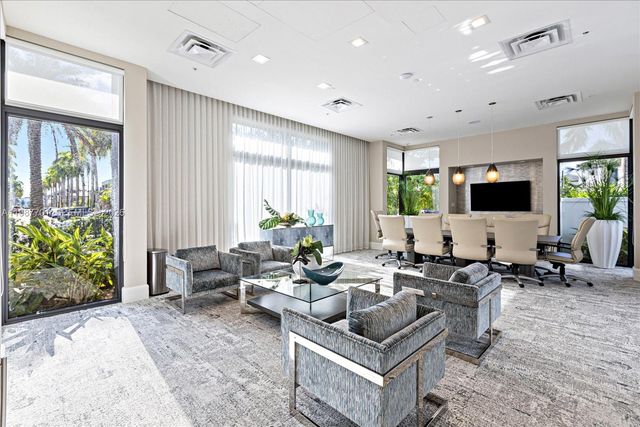 4346 NW 81st Avenue, Doral, FL 33166