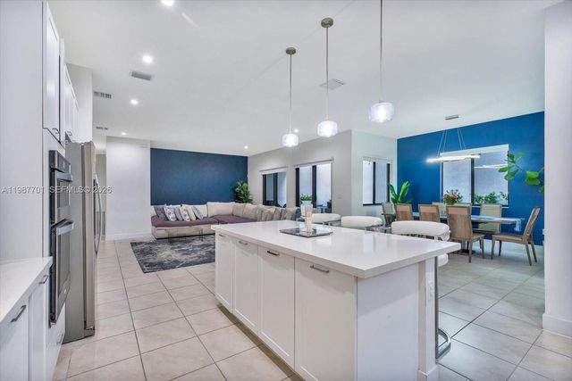 4346 NW 81st Avenue, Doral, FL 33166