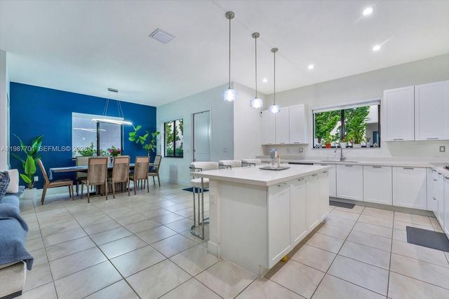 4346 NW 81st Avenue, Doral, FL 33166