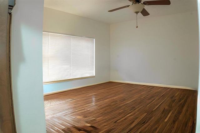 11954 Welshpool Glen Drive, Houston, TX 77066