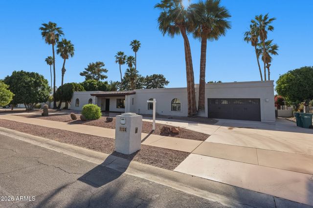 1124 N VILLA NUEVA Drive, Litchfield Park, AZ 85340