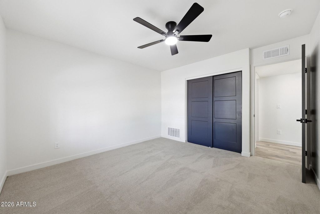 Image 18 of property listing at 1124 N VILLA NUEVA Drive, Litchfield Park, AZ 85340