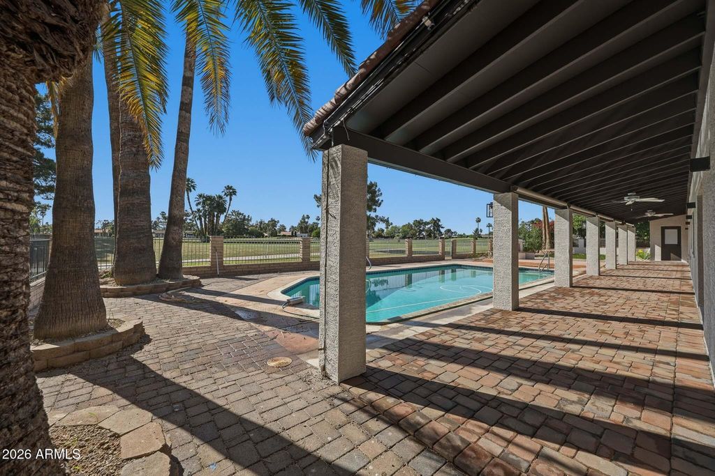 Image 33 of property listing at 1124 N VILLA NUEVA Drive, Litchfield Park, AZ 85340