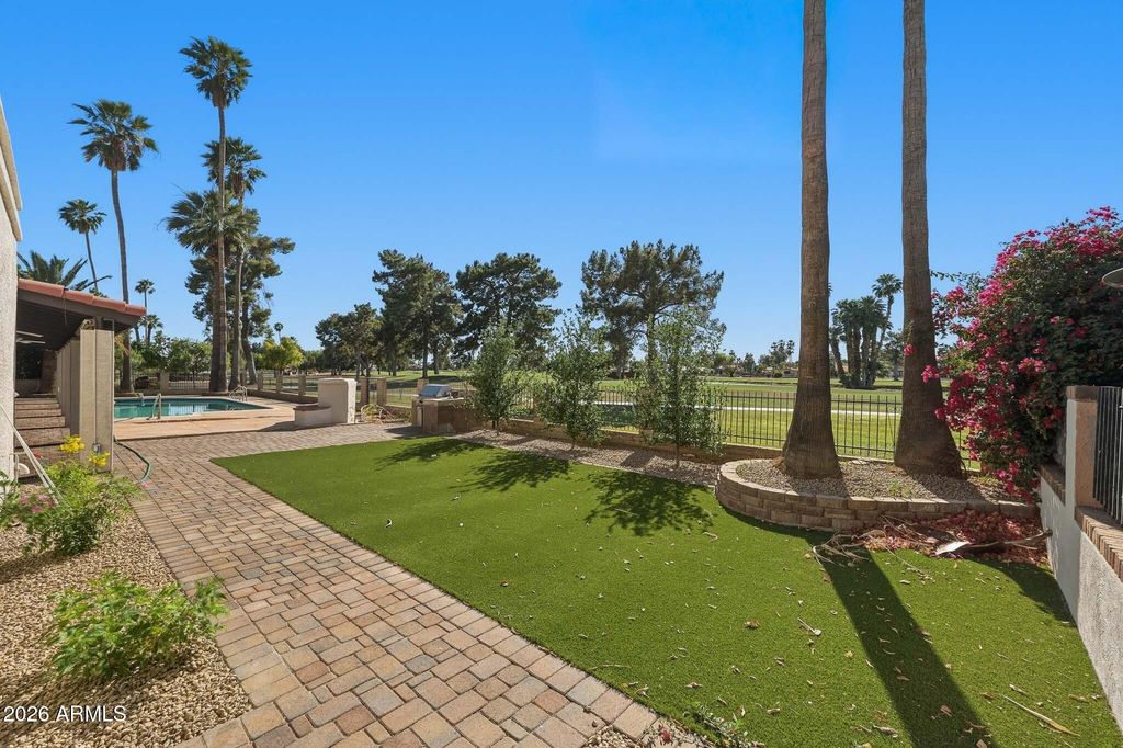 Image 39 of property listing at 1124 N VILLA NUEVA Drive, Litchfield Park, AZ 85340