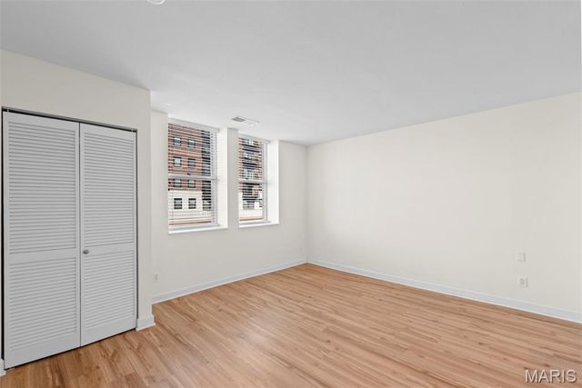 5696 Kingsbury Avenue 107, St Louis, MO 63112