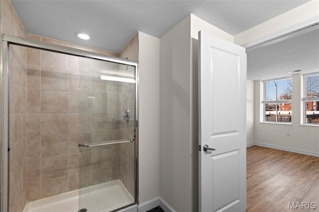 5696 Kingsbury Avenue 107, St Louis, MO 63112