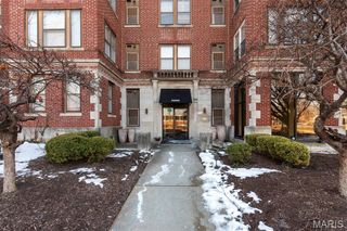 5696 Kingsbury Avenue 107, St Louis, MO 63112