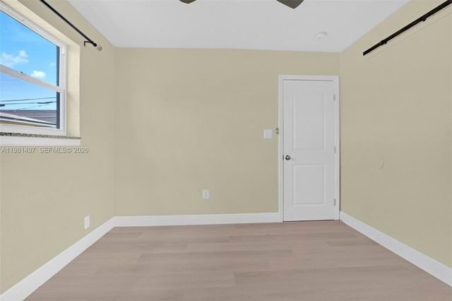 369 Phippen Waiters Rd 1-2, Dania Beach, FL 33004