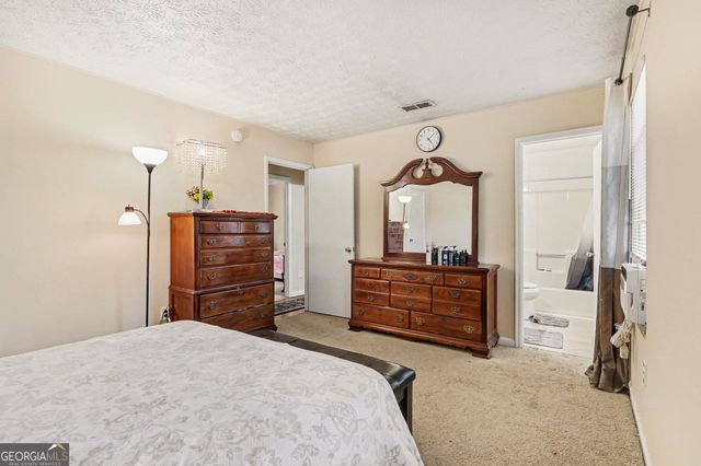 3049 Meadow Wood Court, Lawrenceville, GA 30044