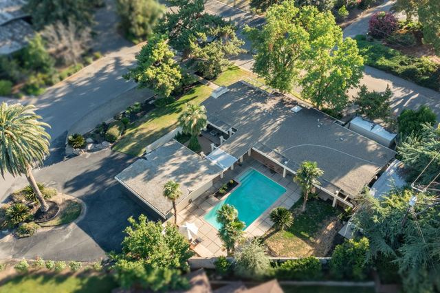 5306 N Sequoia Drive, Fresno, CA 93711