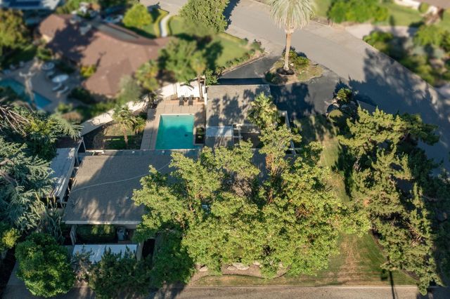 5306 N Sequoia Drive, Fresno, CA 93711