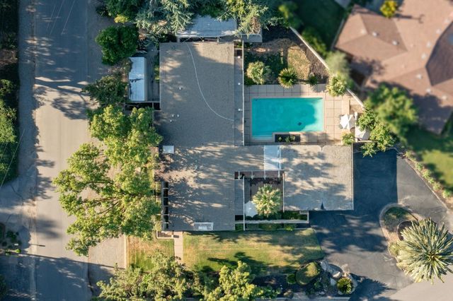 5306 N Sequoia Drive, Fresno, CA 93711