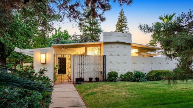 5306 N Sequoia Drive, Fresno, CA 93711