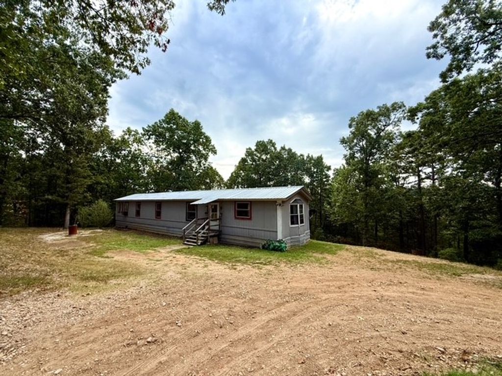 4943 Polite Road, Omaha, AR 72662