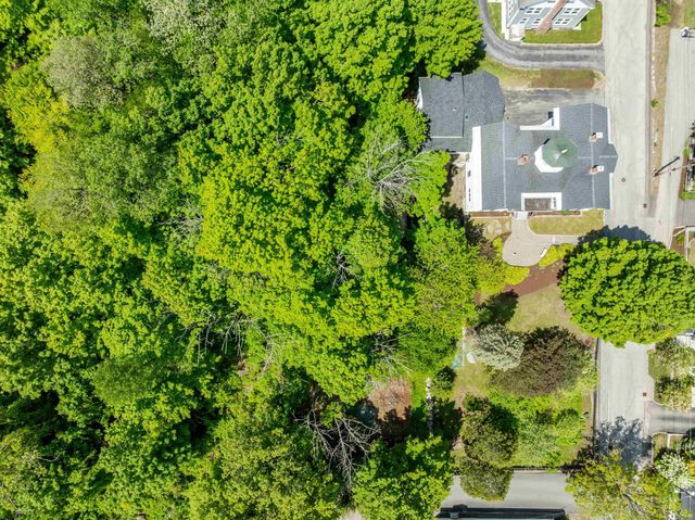 12 Highland Street, Meredith, NH 03253