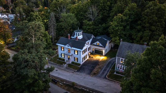 12 Highland Street, Meredith, NH 03253