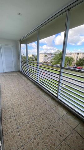 2640 S Garden Dr S 301, Lake Worth, FL 33461