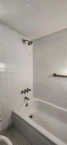 2640 S Garden Dr S 301, Lake Worth, FL 33461