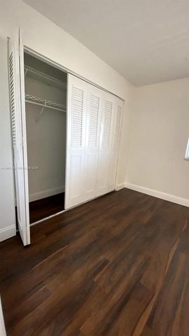 2640 S Garden Dr S 301, Lake Worth, FL 33461