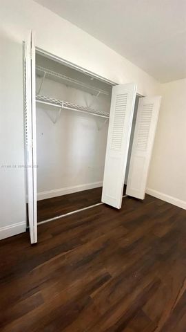 2640 S Garden Dr S 301, Lake Worth, FL 33461