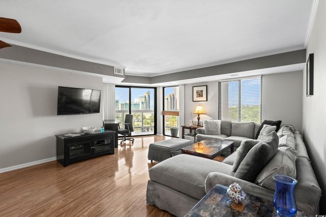 400 20th Ave N Apt 606, Myrtle Beach, SC 29577
