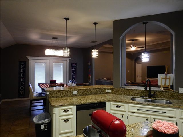 6829 Guinevere St, Corpus Christi, TX 78414