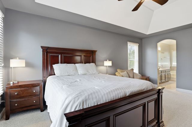 504 Schooner Cv, Hermitage, TN 37076