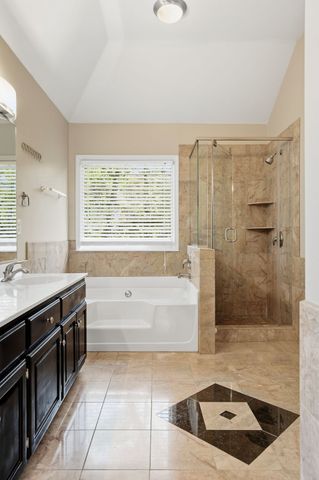 504 Schooner Cv, Hermitage, TN 37076