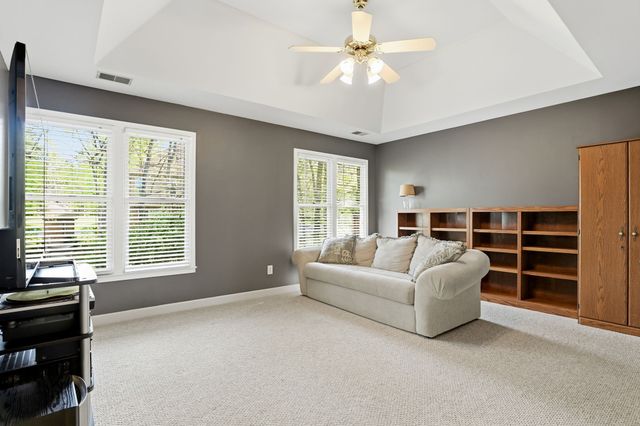 504 Schooner Cv, Hermitage, TN 37076