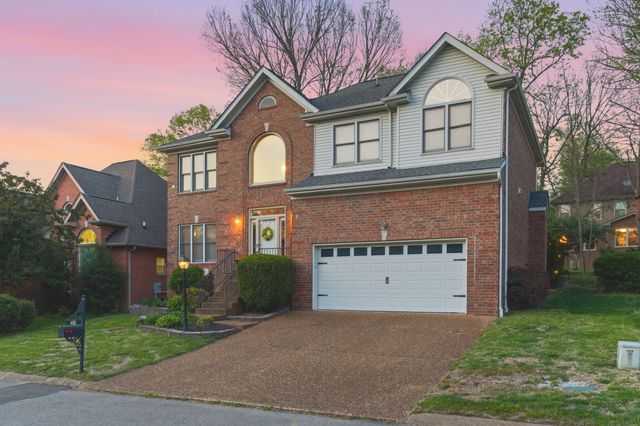 504 Schooner Cv, Hermitage, TN 37076