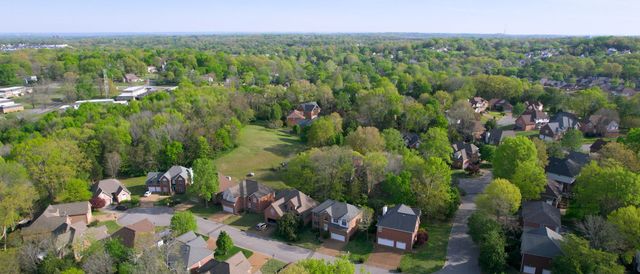 504 Schooner Cv, Hermitage, TN 37076