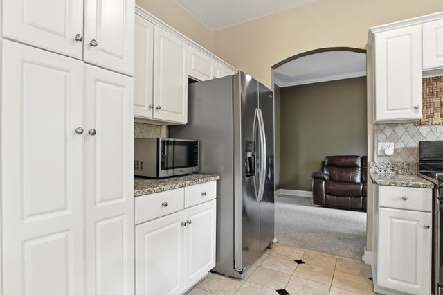 504 Schooner Cv, Hermitage, TN 37076
