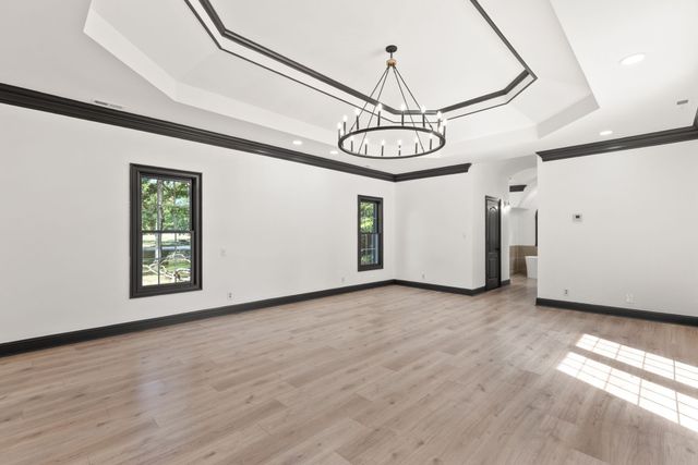 202 Harbor Dr, Hendersonville, TN 37075