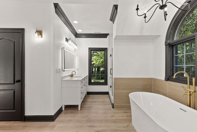 202 Harbor Dr, Hendersonville, TN 37075