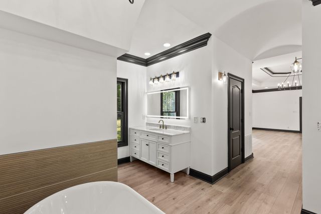 202 Harbor Dr, Hendersonville, TN 37075