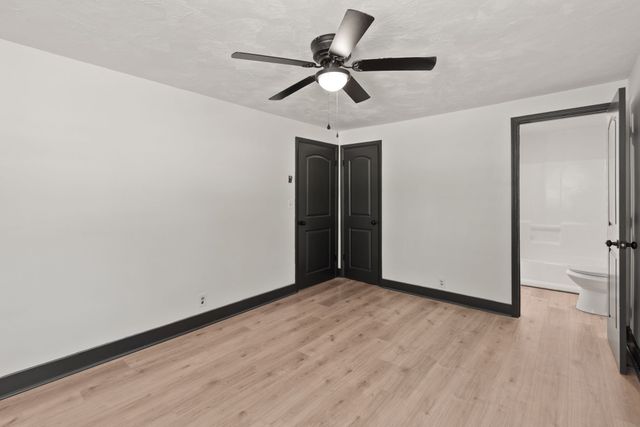 202 Harbor Dr, Hendersonville, TN 37075