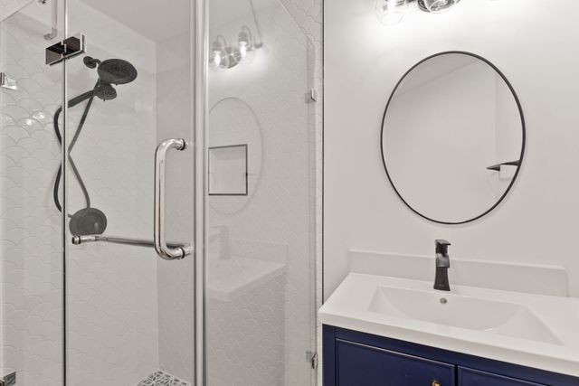 202 Harbor Dr, Hendersonville, TN 37075