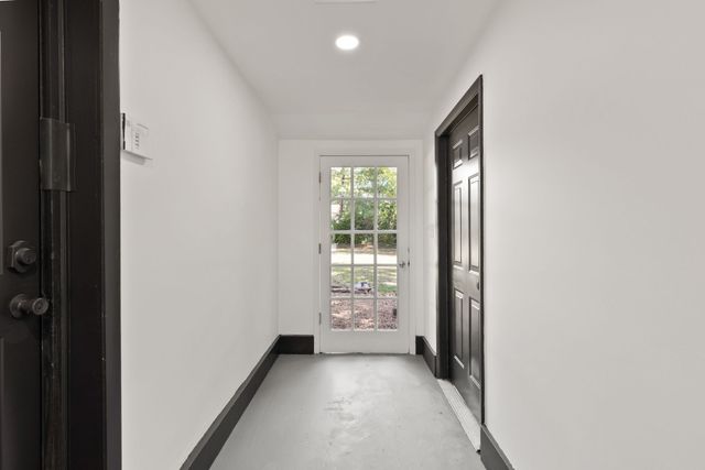 202 Harbor Dr, Hendersonville, TN 37075