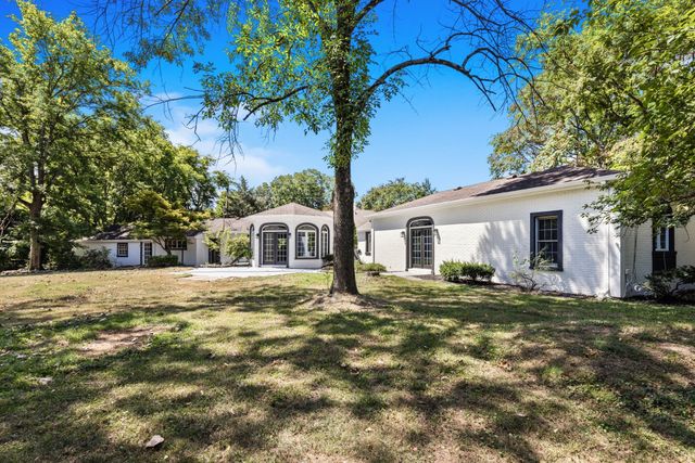 202 Harbor Dr, Hendersonville, TN 37075