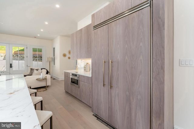 5631 MACARTHUR BLVD NW, Washington, DC 20016