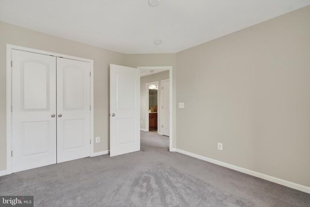 22693 FLOWING SPRING SQ, Brambleton, VA 20148