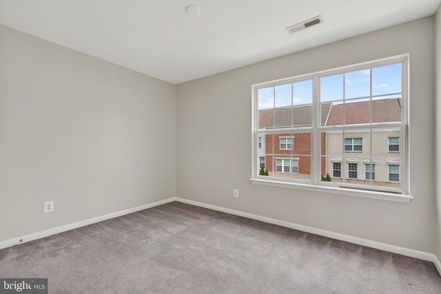 22693 FLOWING SPRING SQ, Brambleton, VA 20148