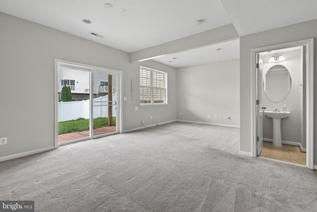 22693 FLOWING SPRING SQ, Brambleton, VA 20148