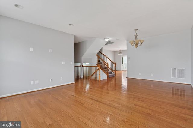22693 FLOWING SPRING SQ, Brambleton, VA 20148