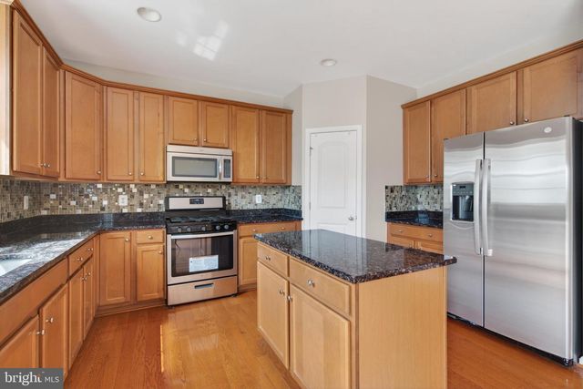 22693 FLOWING SPRING SQ, Brambleton, VA 20148
