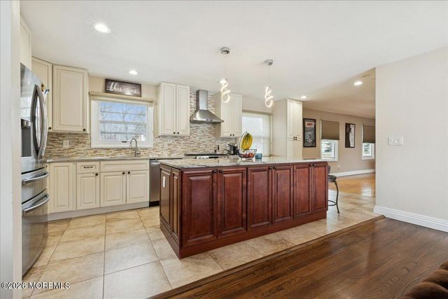 212 Stonehurst Boulevard, Freehold, NJ 07728