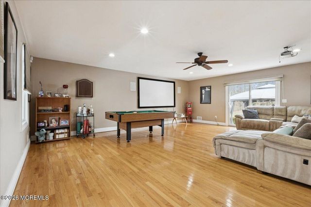 212 Stonehurst Boulevard, Freehold, NJ 07728