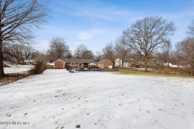 212 Stonehurst Boulevard, Freehold, NJ 07728