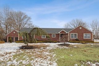 212 Stonehurst Boulevard, Freehold, NJ 07728