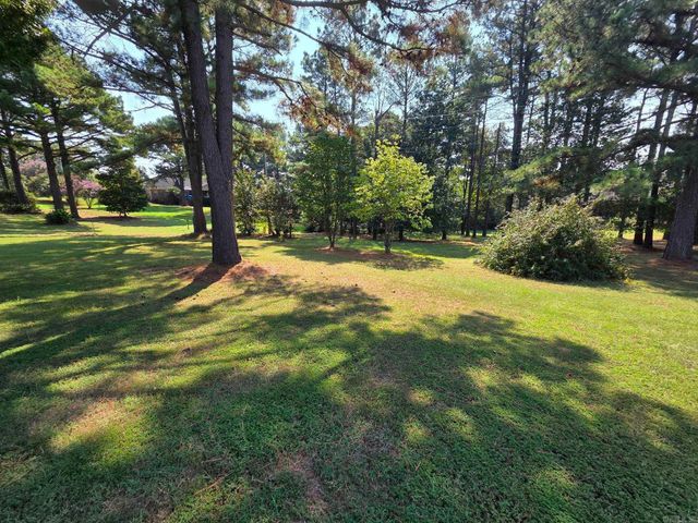 3001 W Country Club Road, Searcy, AR 72143